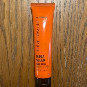 Matrix Total Results Mega Sleek Blow Down , 5.1 FlOz